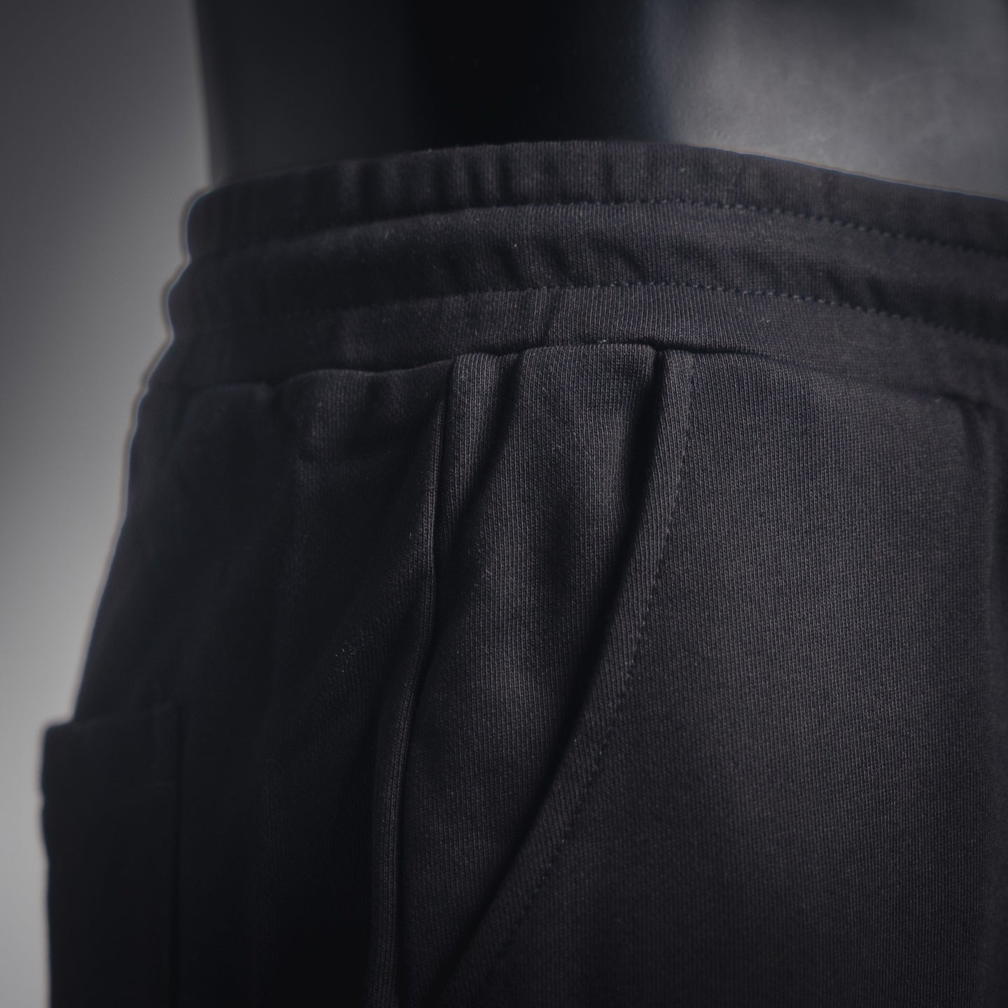 Given 25ss embroidered short