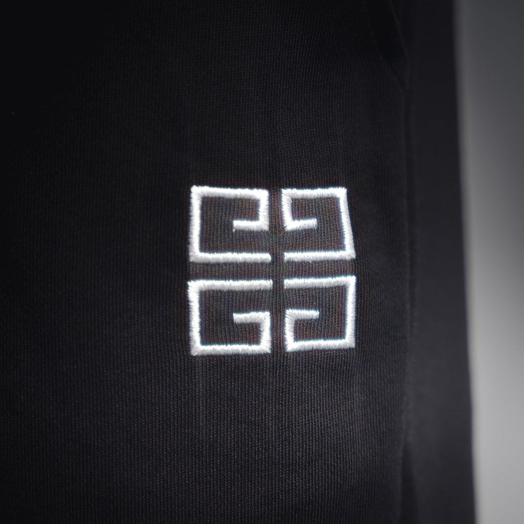 Given 25ss embroidered short