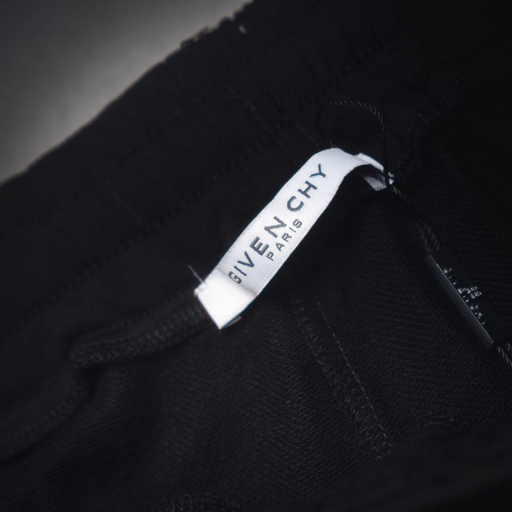 Given 25ss embroidered short