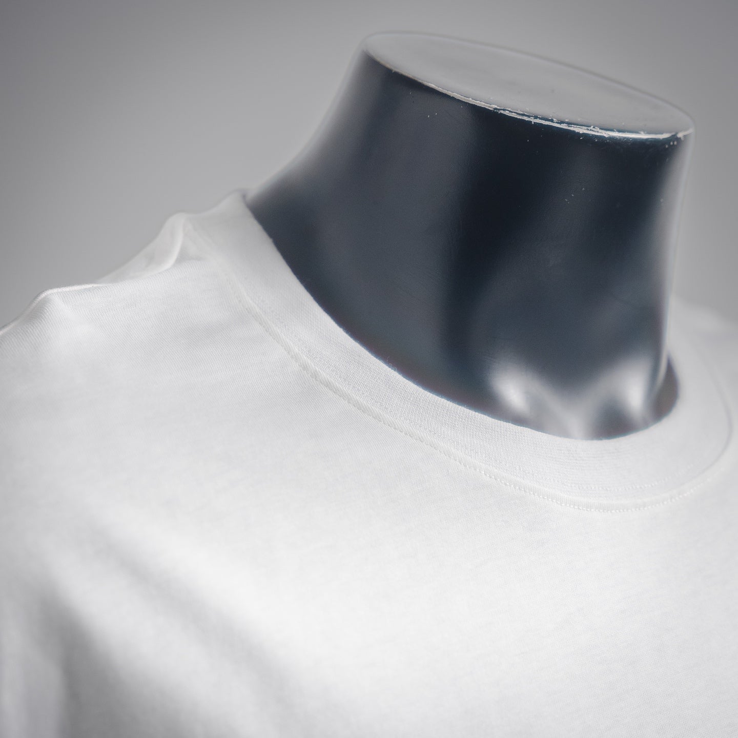 Loe 25ss embroidered t-shirt