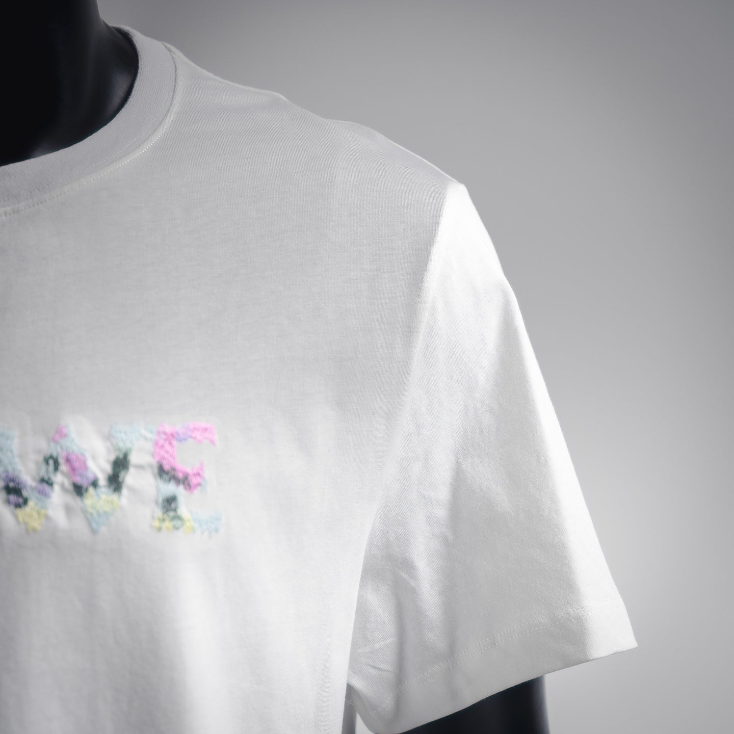 Loe 25ss embroidered t-shirt