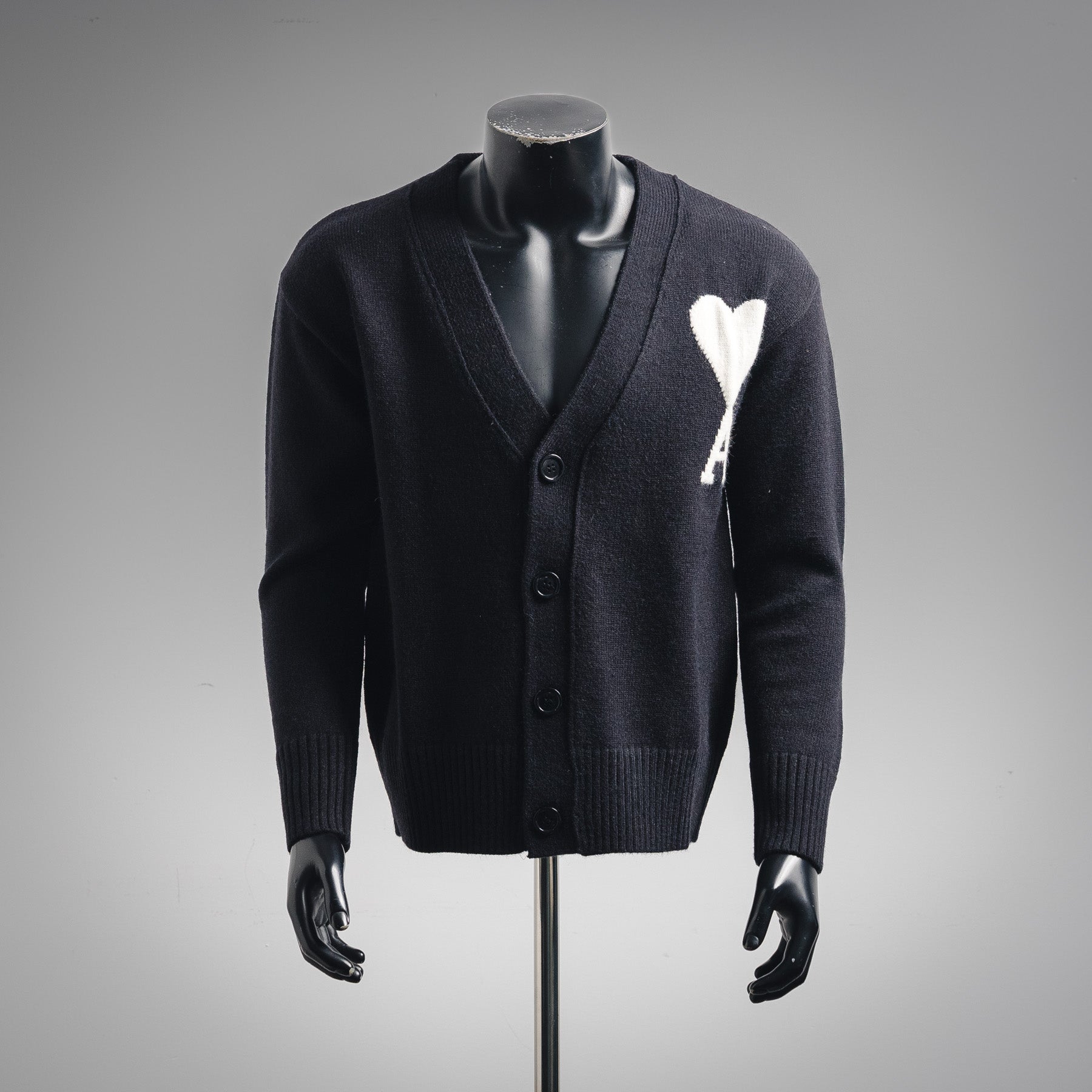 Ami 25fw embroidered cardigan