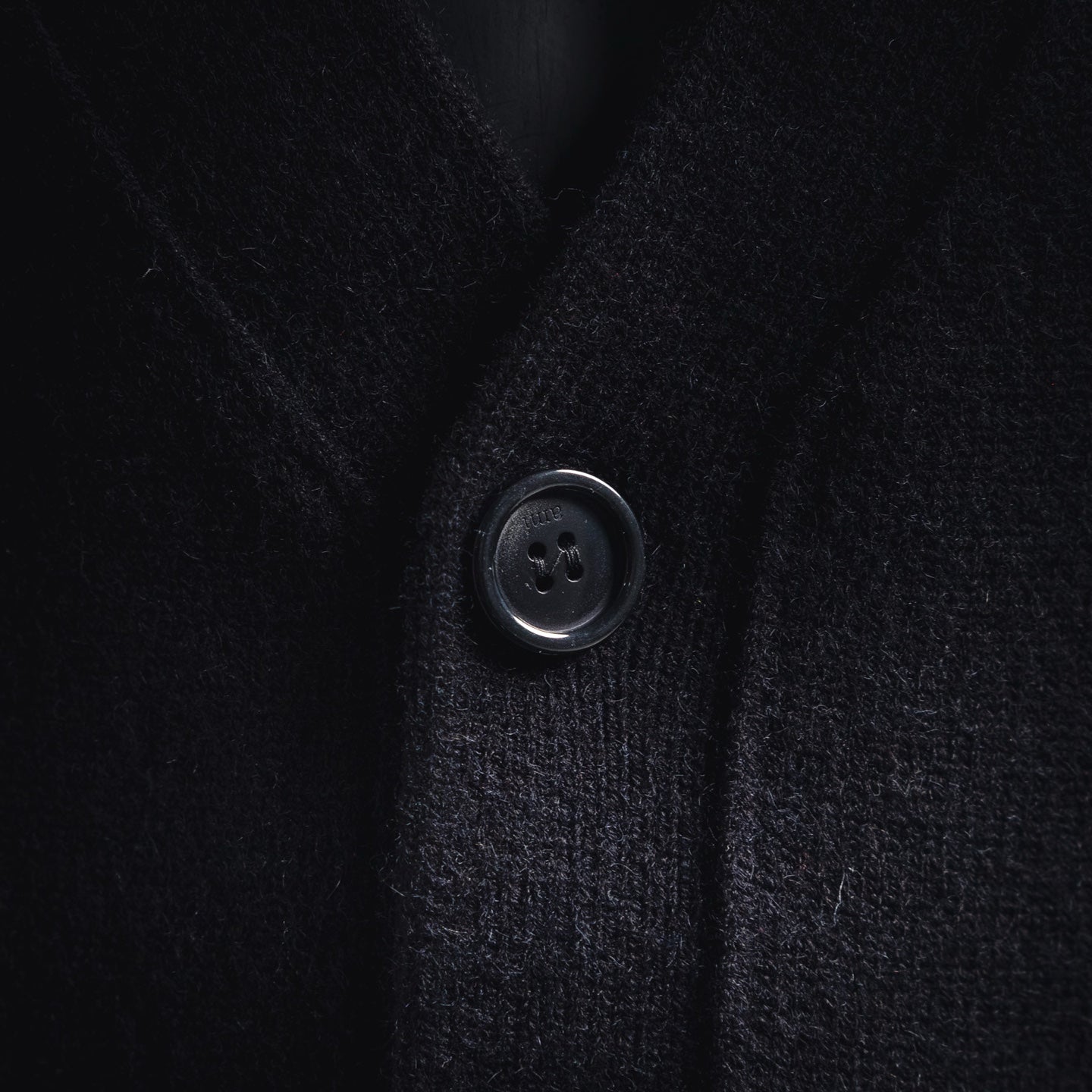 Ami 25fw embroidered cardigan