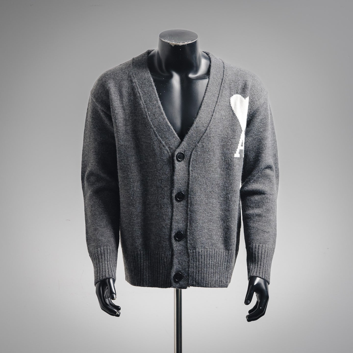 Ami 25fw embroidered cardigan