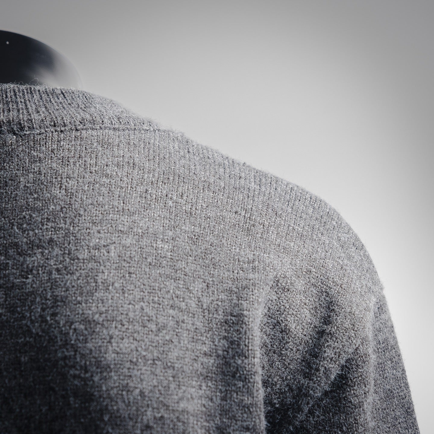 Ami 25fw embroidered cardigan