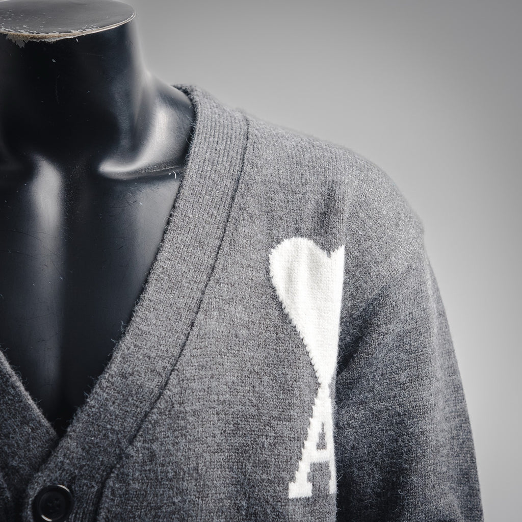 Ami 25fw embroidered cardigan
