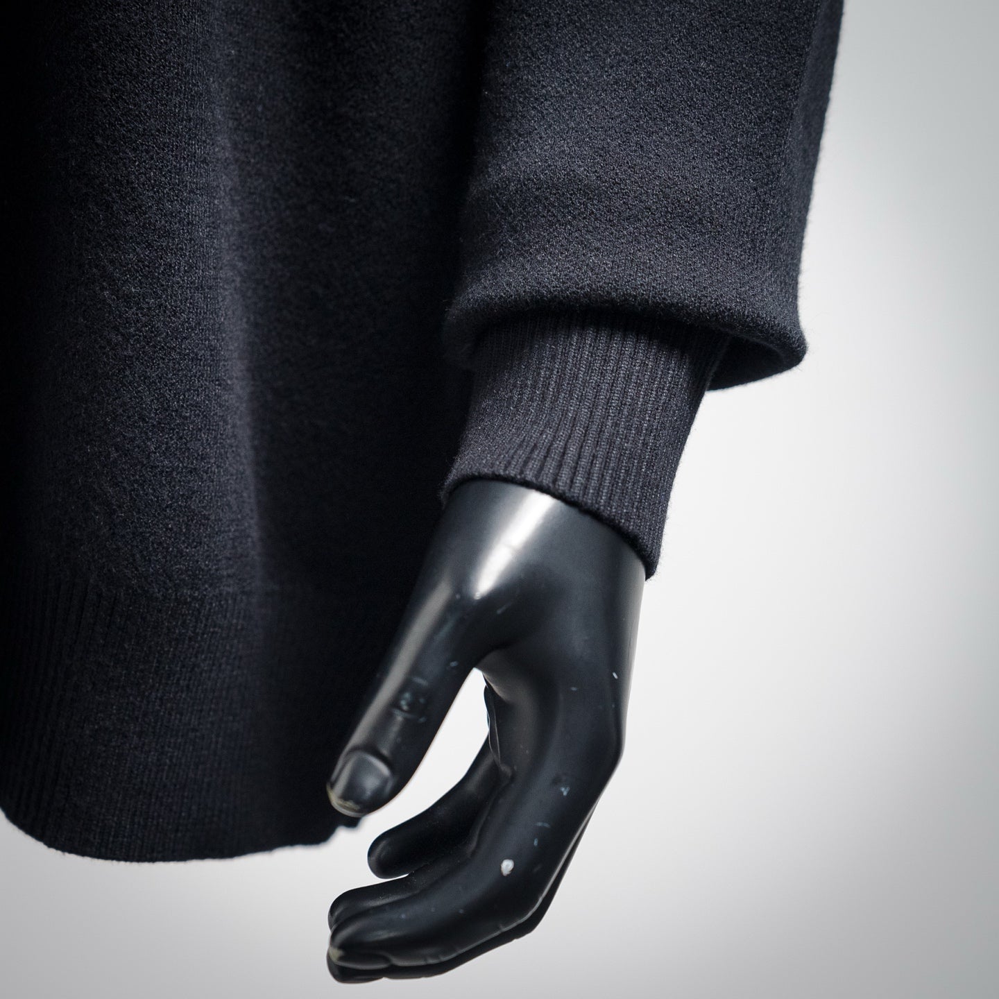 Balen 25fw knitted sweater