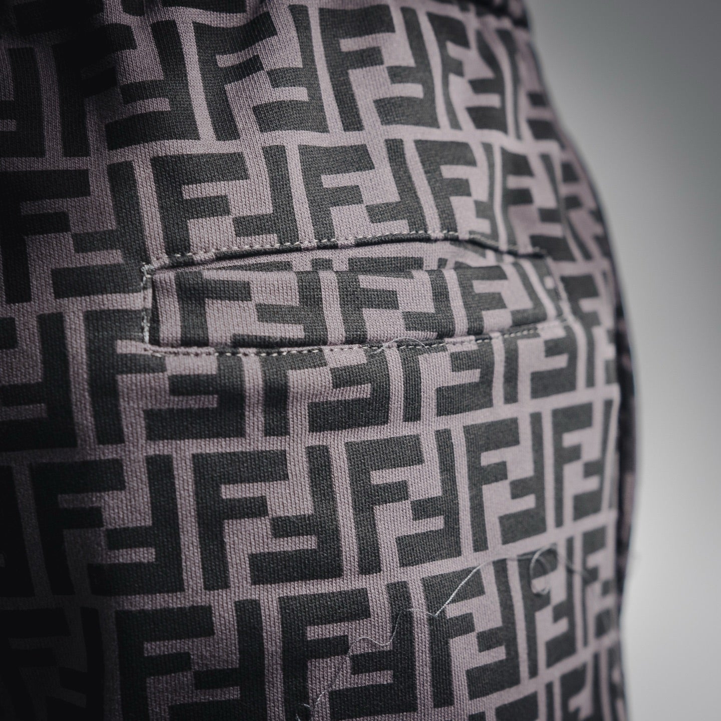 Fend 25fw printed pants