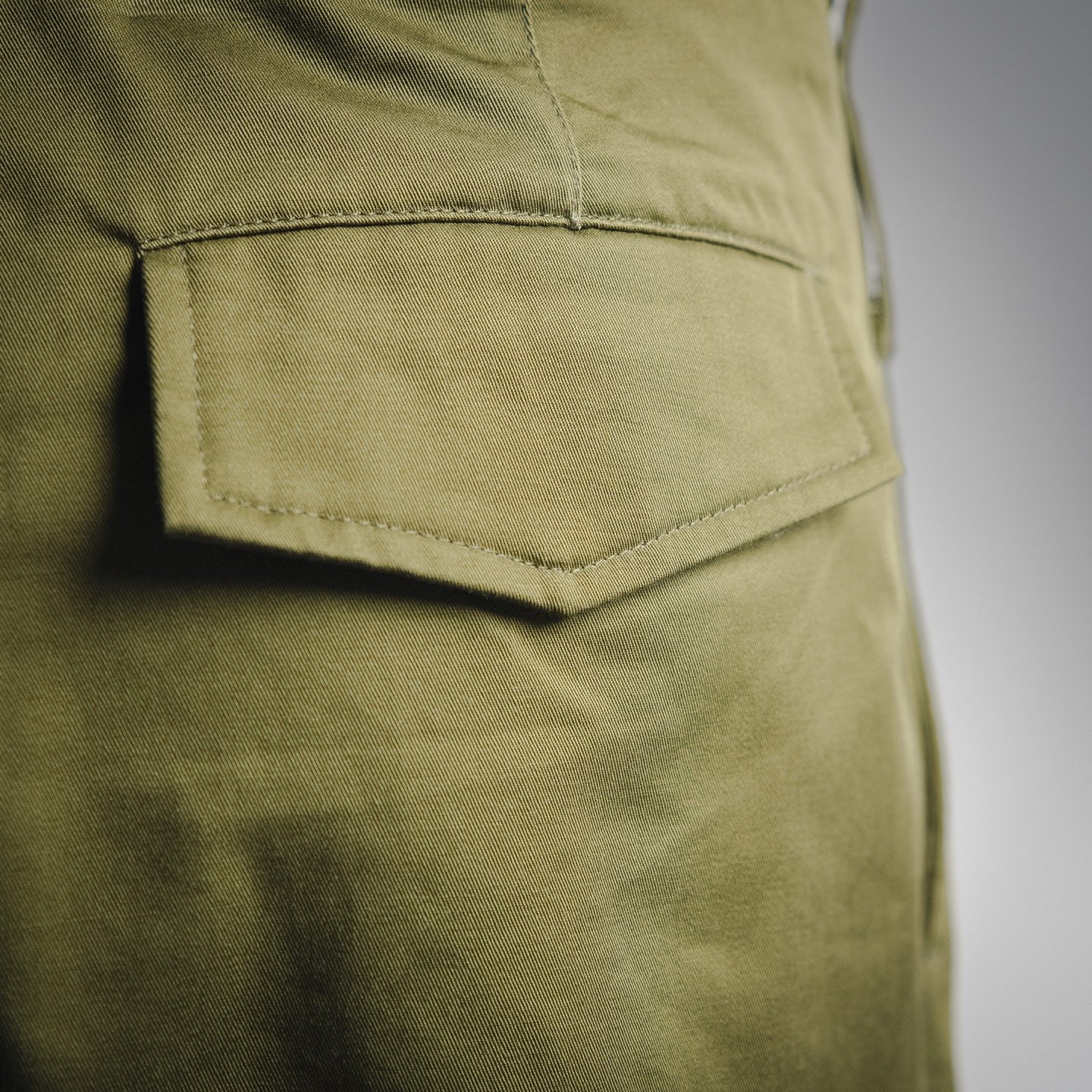 Louis 25fw all-match pants