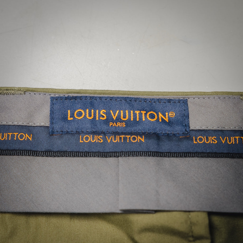 Louis 25fw all-match pants