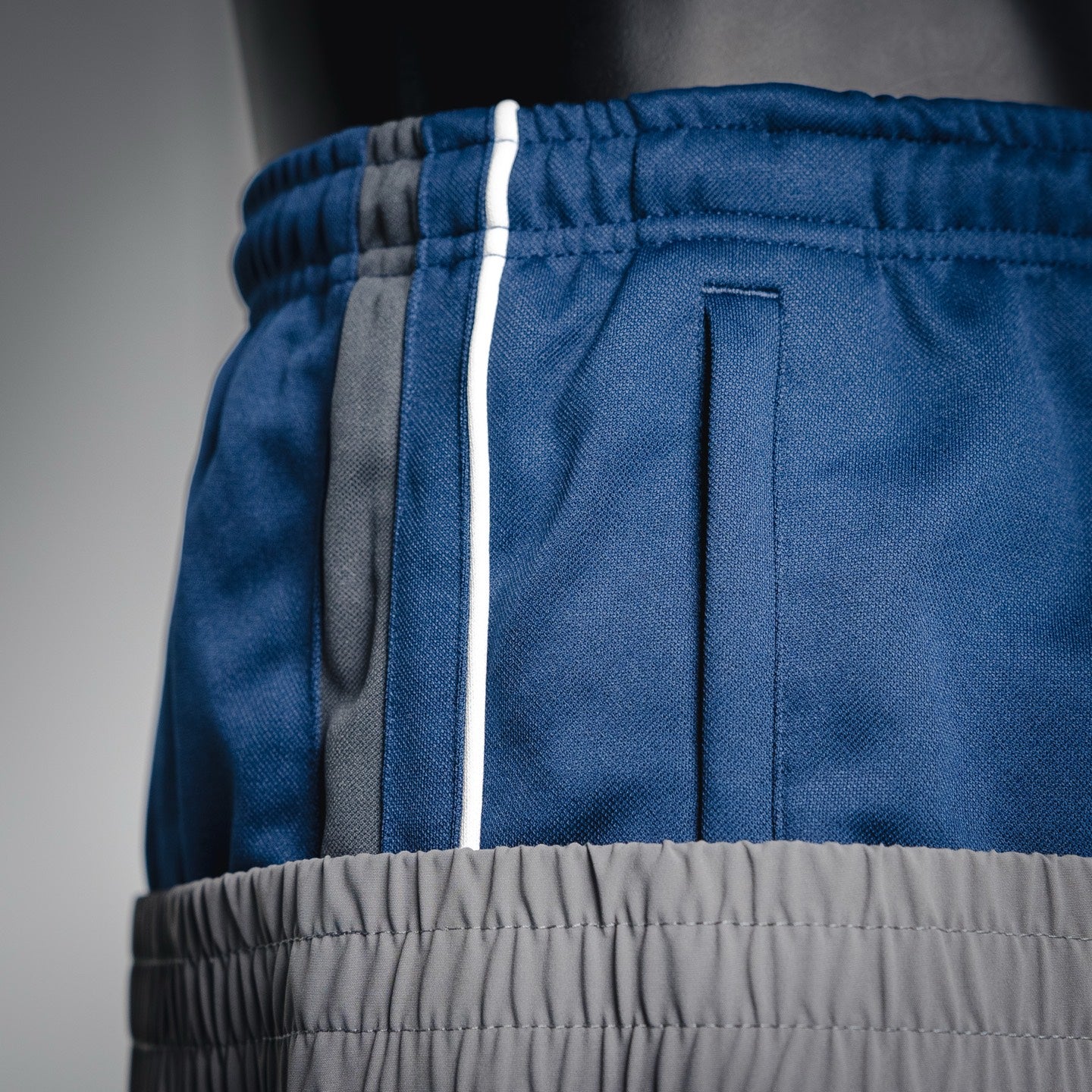 Balen 25fw splicing pants