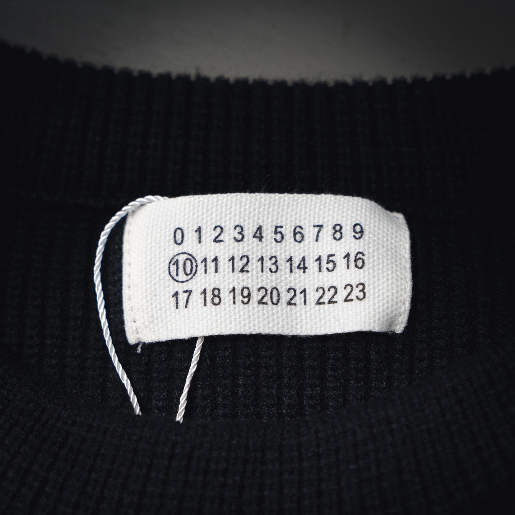 Margiela 25fw knitted sweater