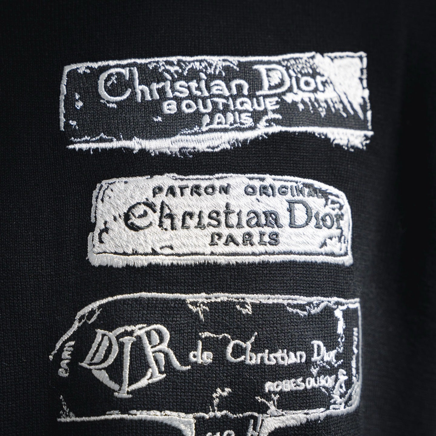 CD 25fw embroidered sweater