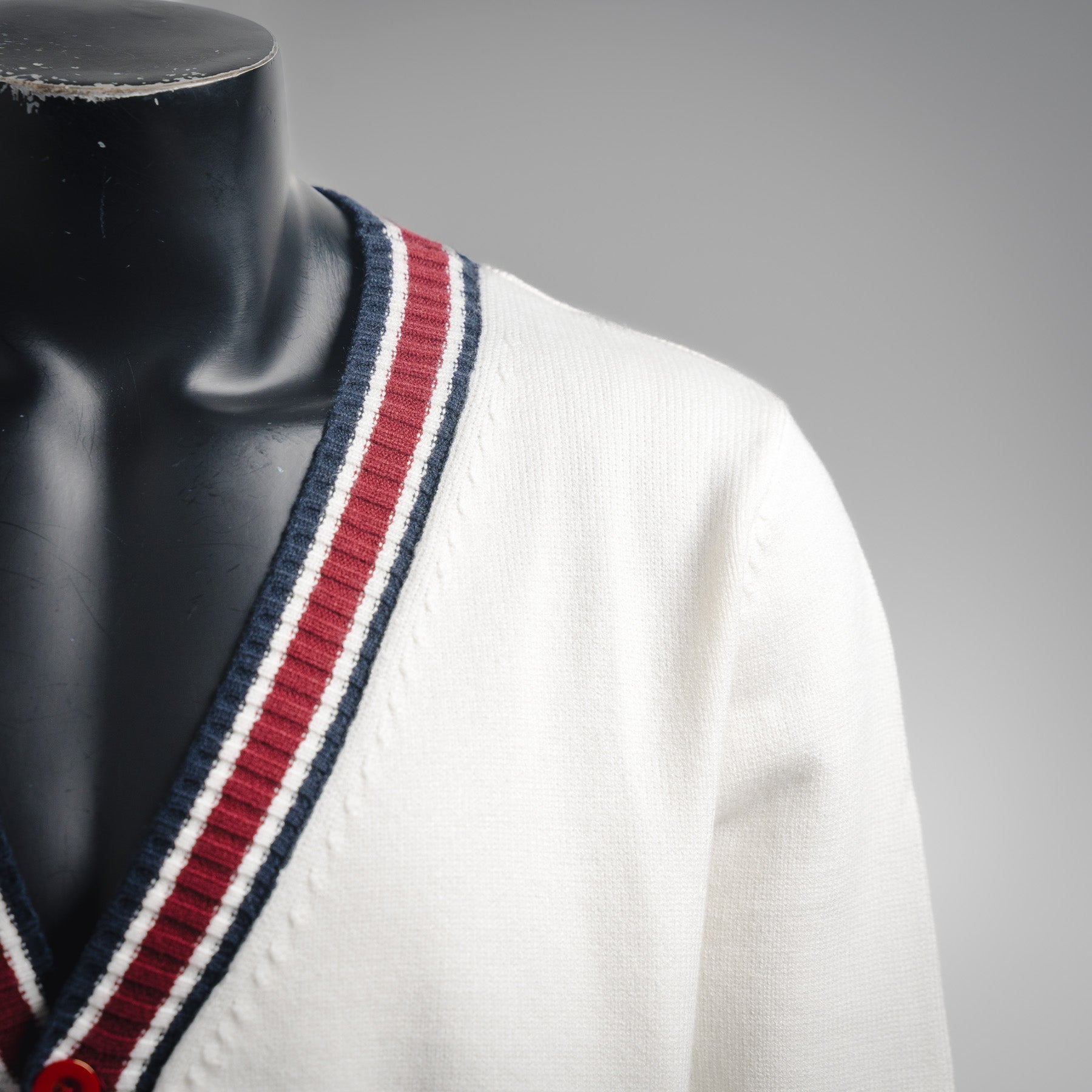 Guc 25fw leisure cardigan