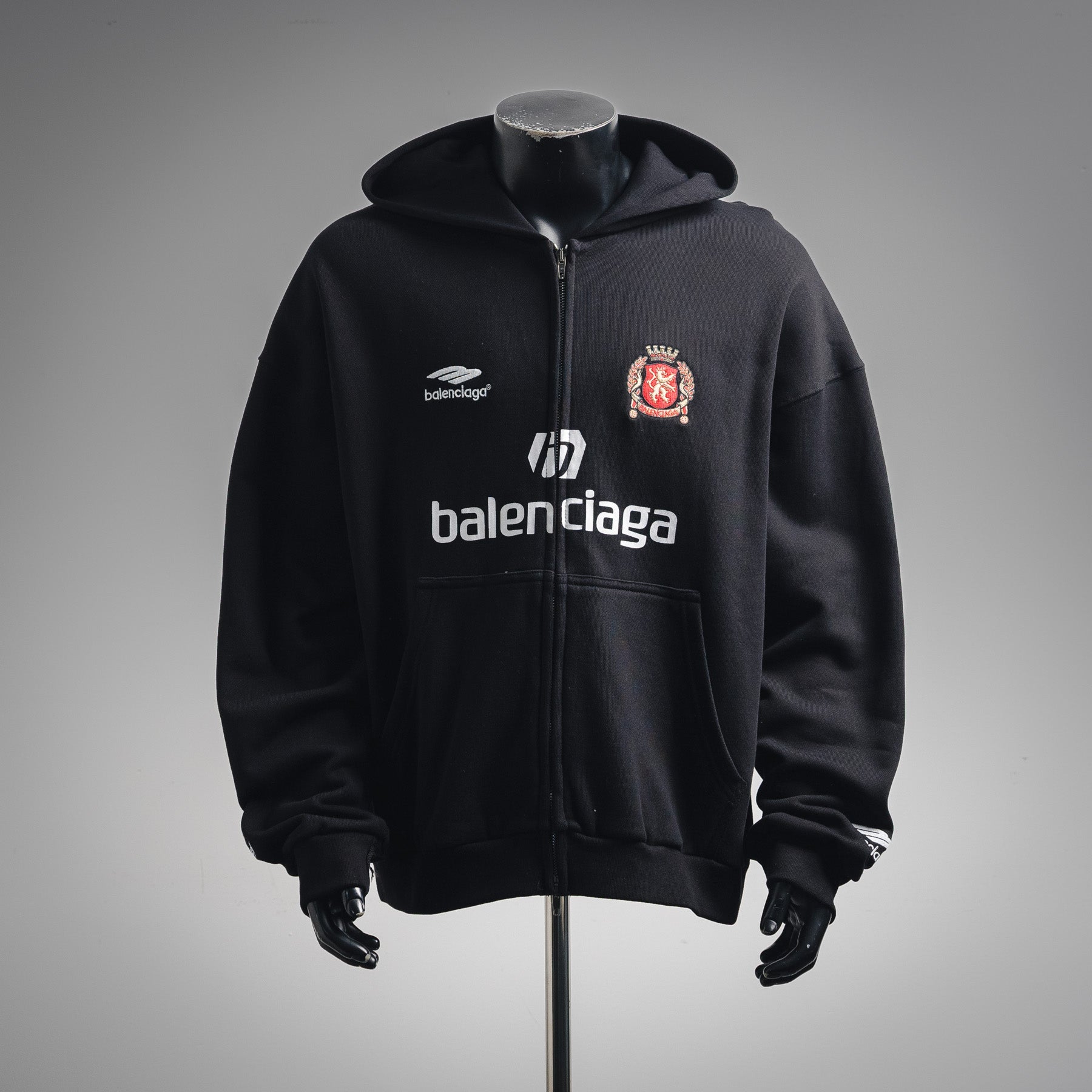 Balen 25fw embroidered jacket