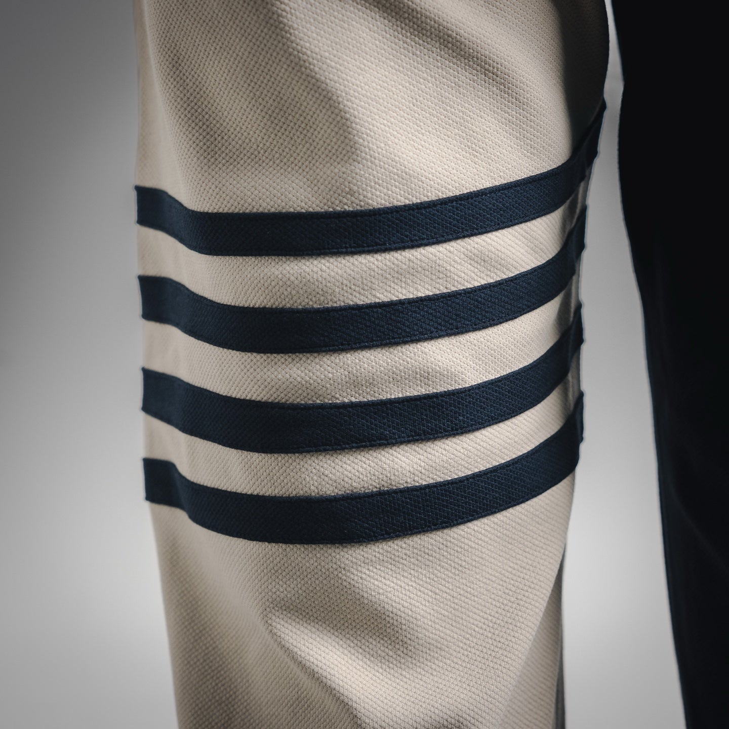 Thom 25fw all-match pants