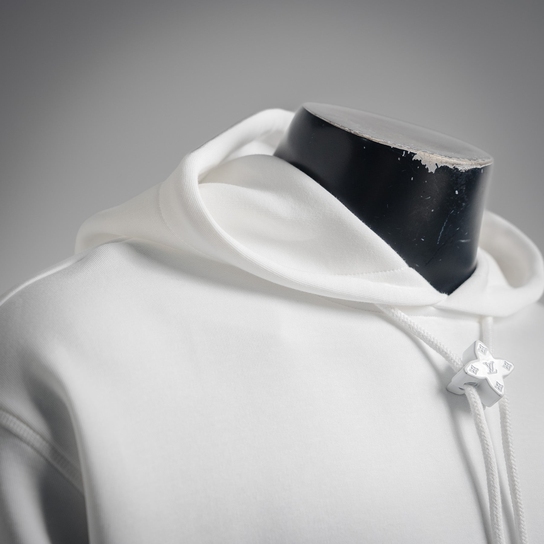 Louis 25fw leisure hoodie