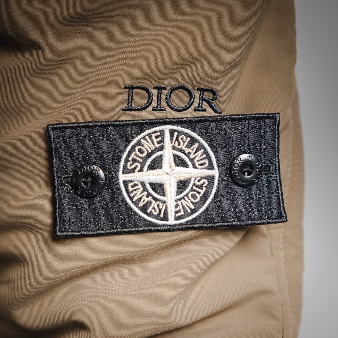 Stone 25fw down jacket