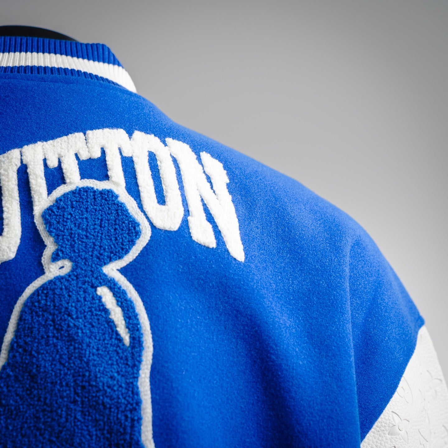 Louis 25fw embroidered jacket