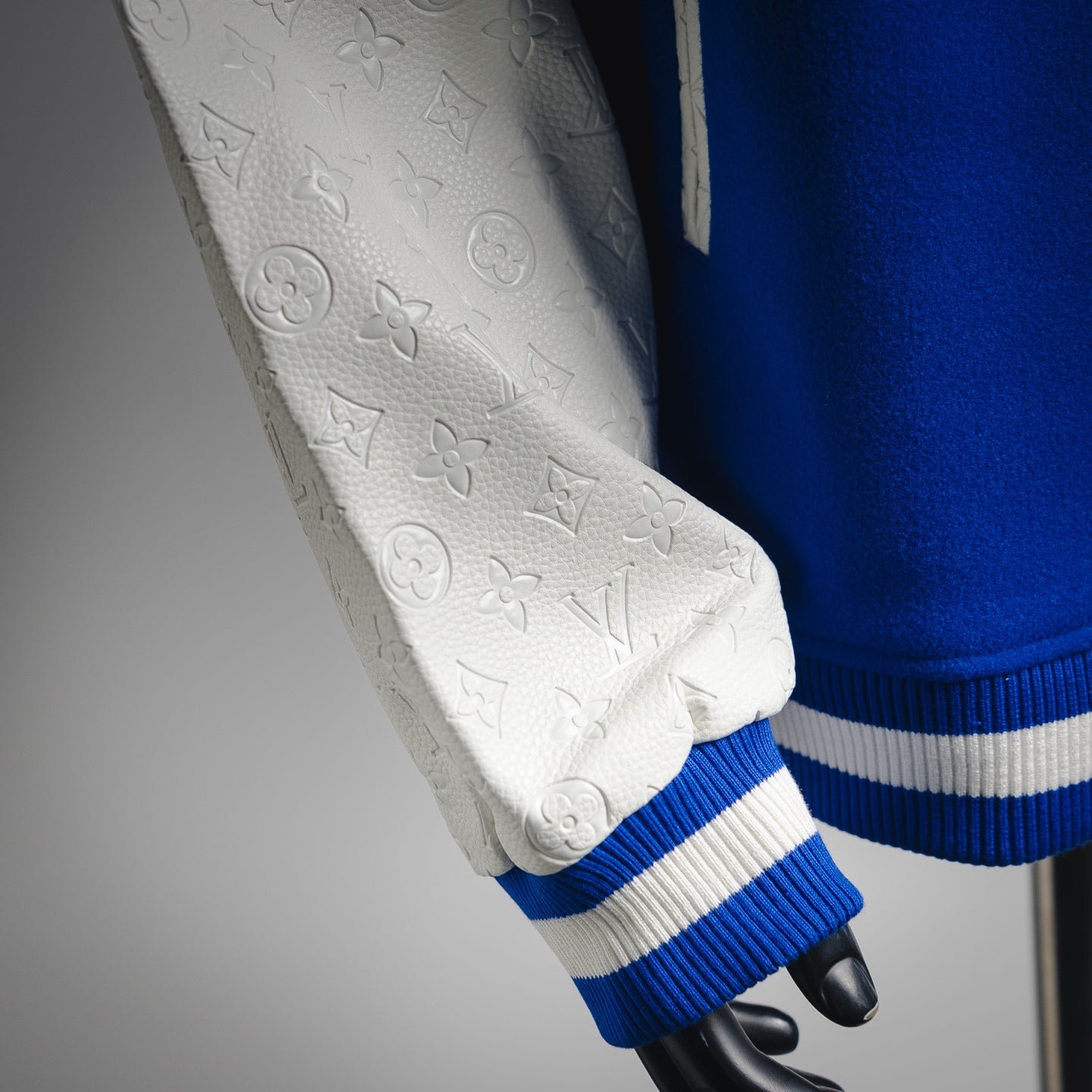 Louis 25fw embroidered jacket