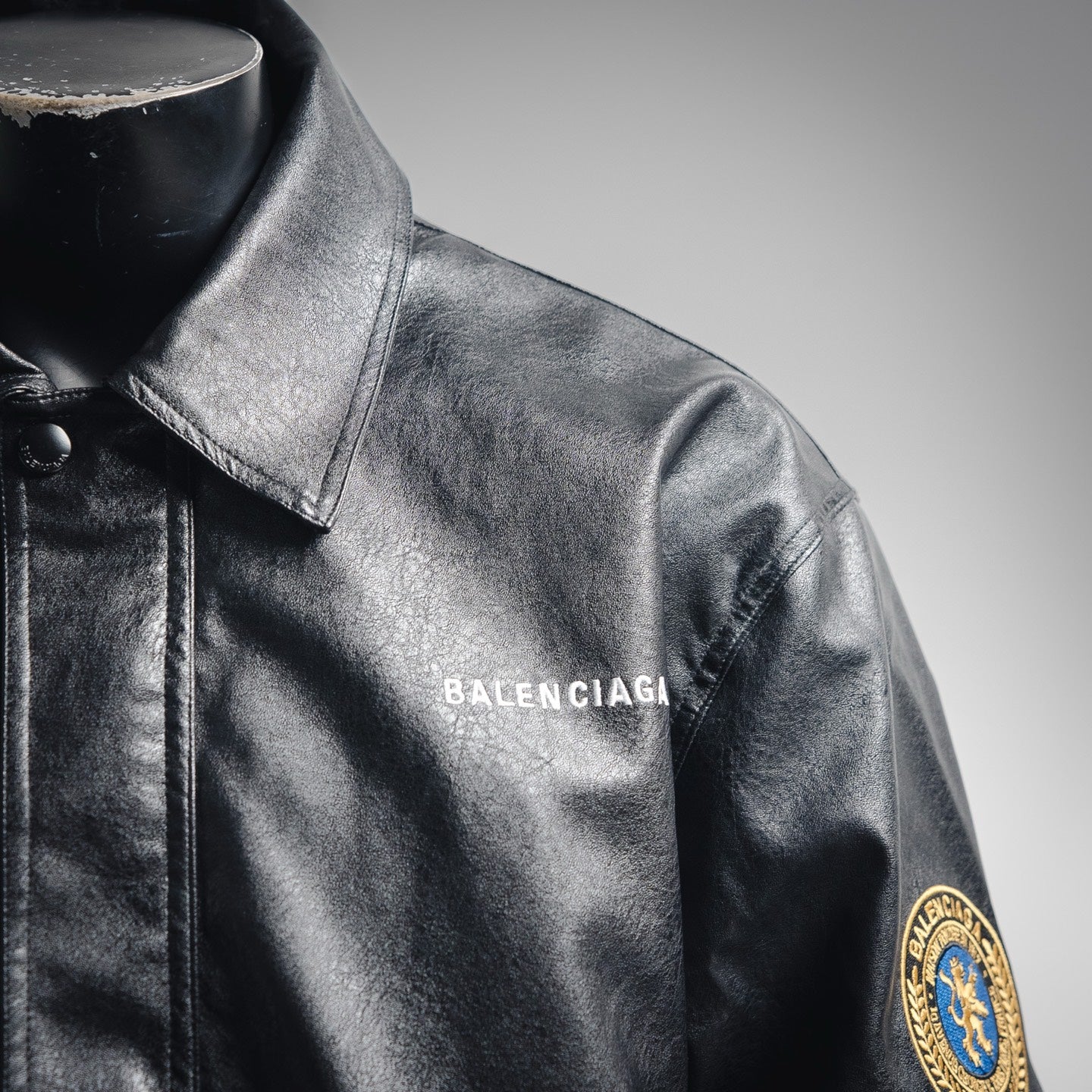 Balen 25fw leather jacket