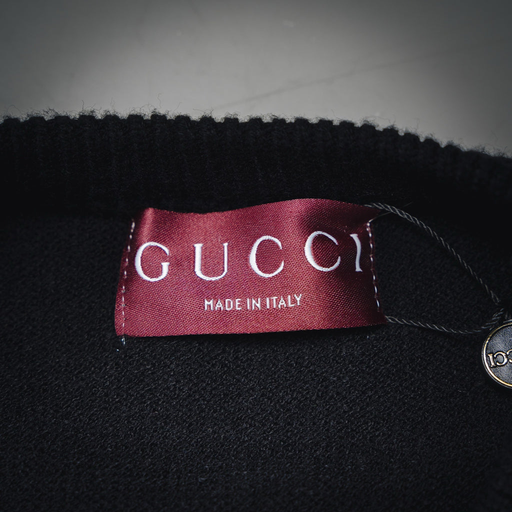 Guc 25fw embroidered sweater