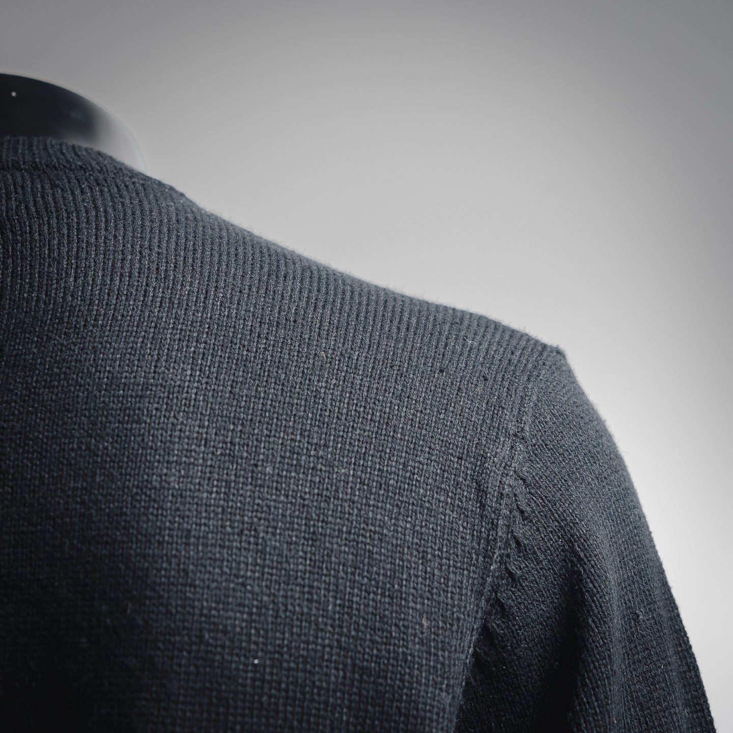 Stone 25fw knitted sweater