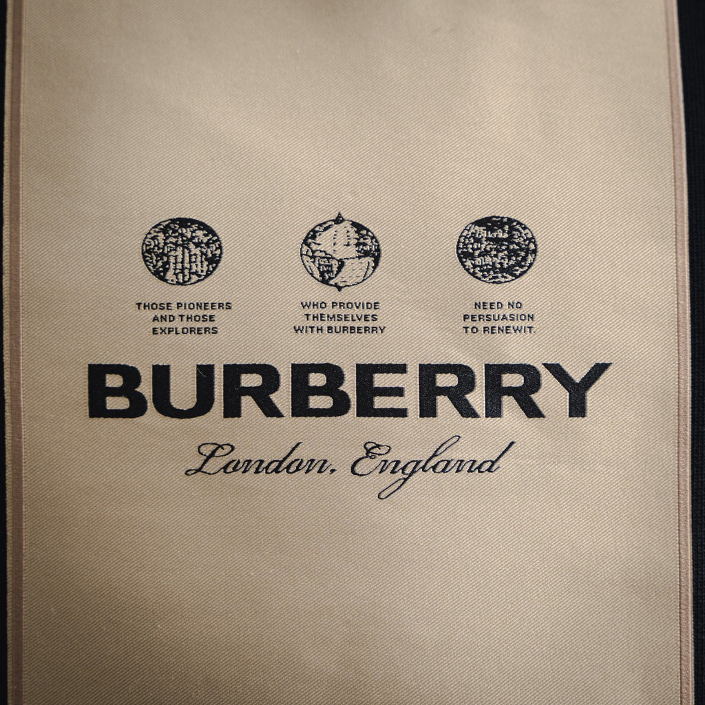 Burbery 25fw printed shirt