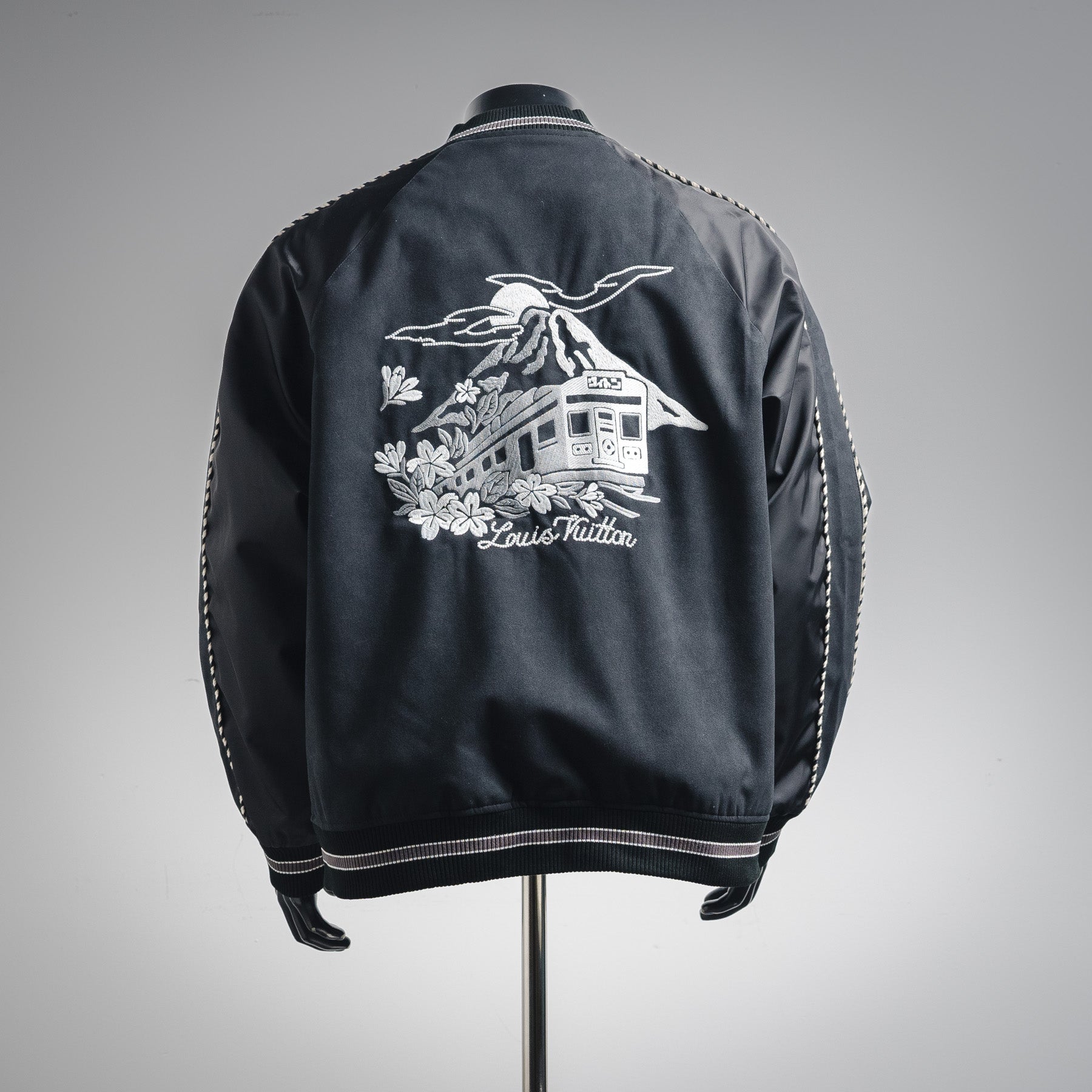 Louis 25fw embroidered jacket