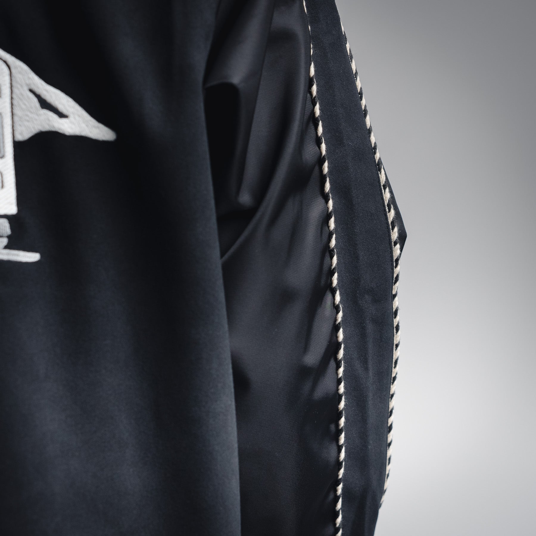 Louis 25fw embroidered jacket