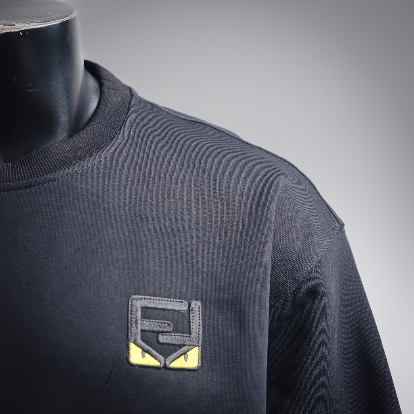 Fend 25fw all-match shirt