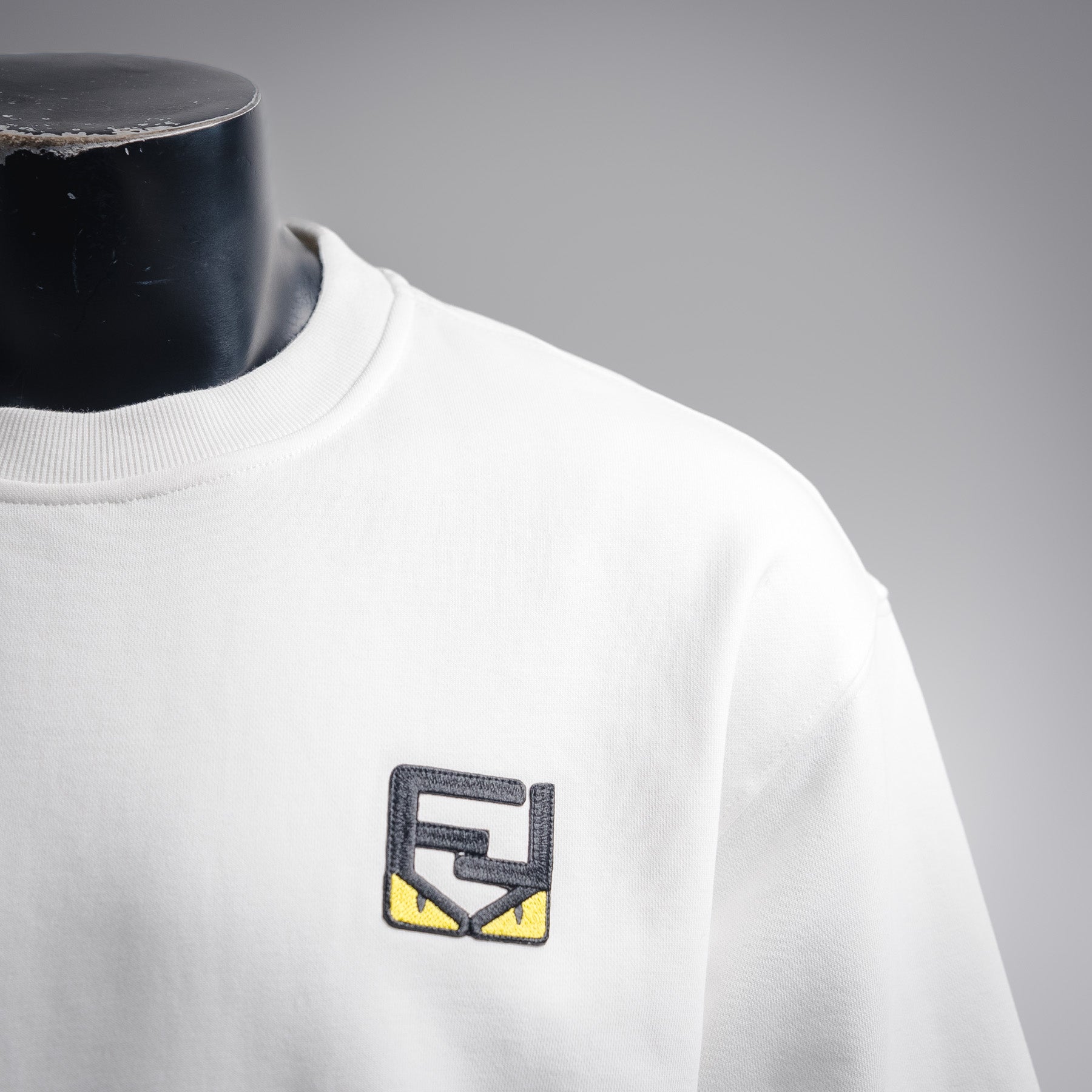 Fend 25fw all-match shirt