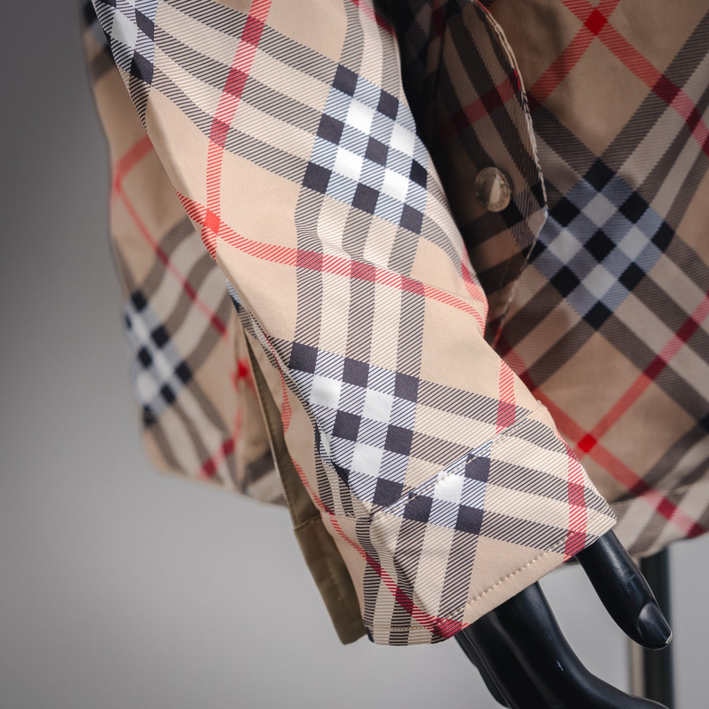 Burbery 25fw reversible jacket