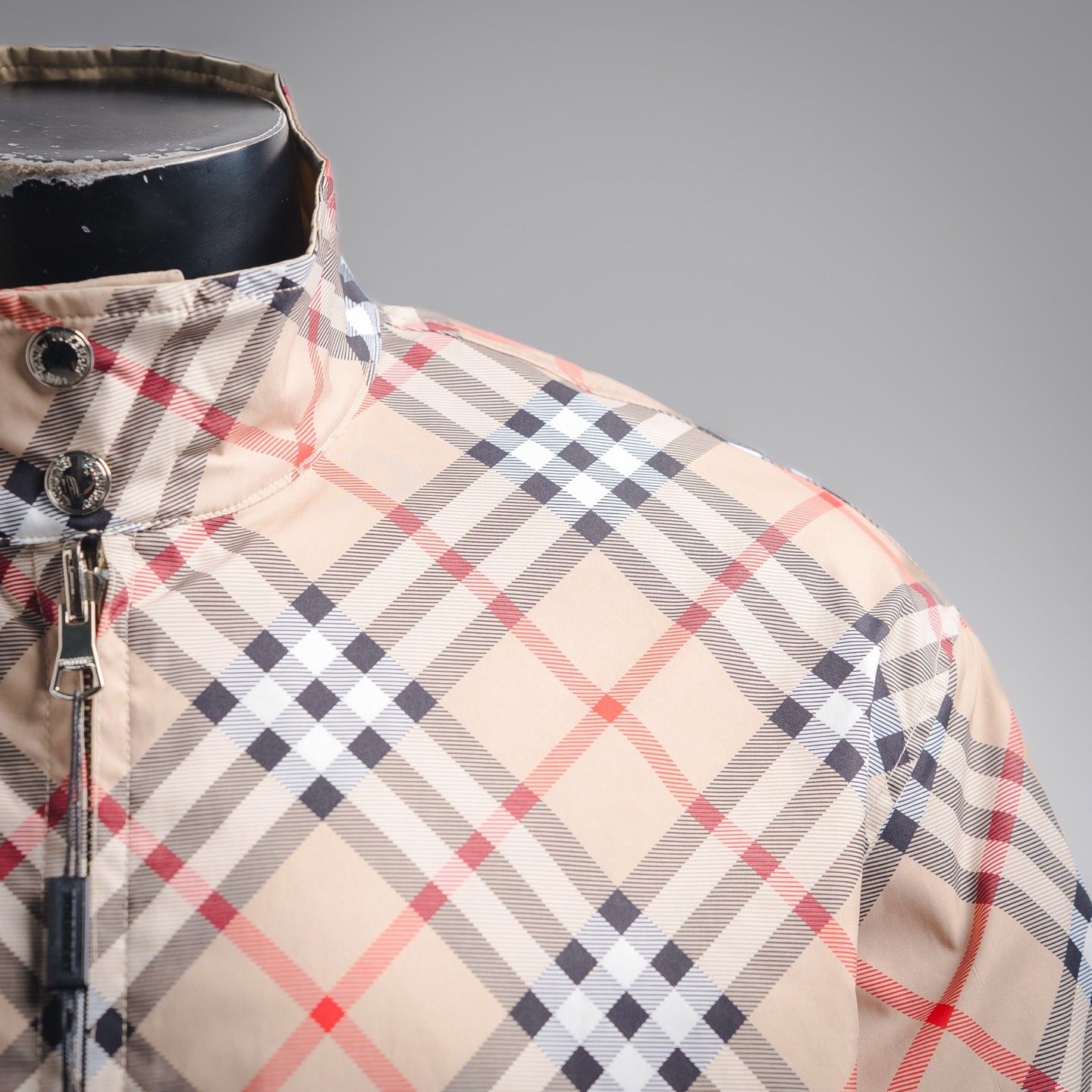 Burbery 25fw reversible jacket