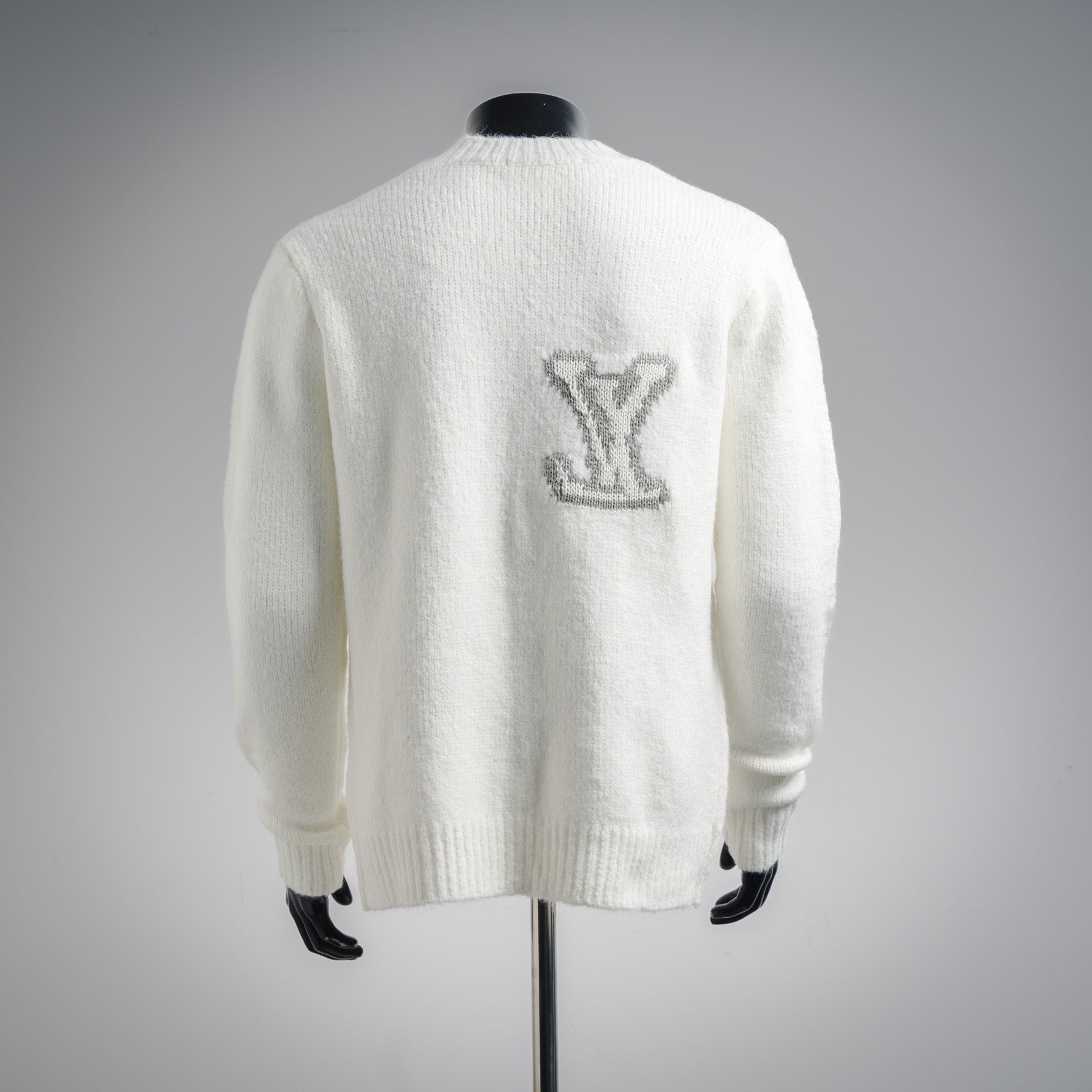 Louis 25fw embroidered sweater