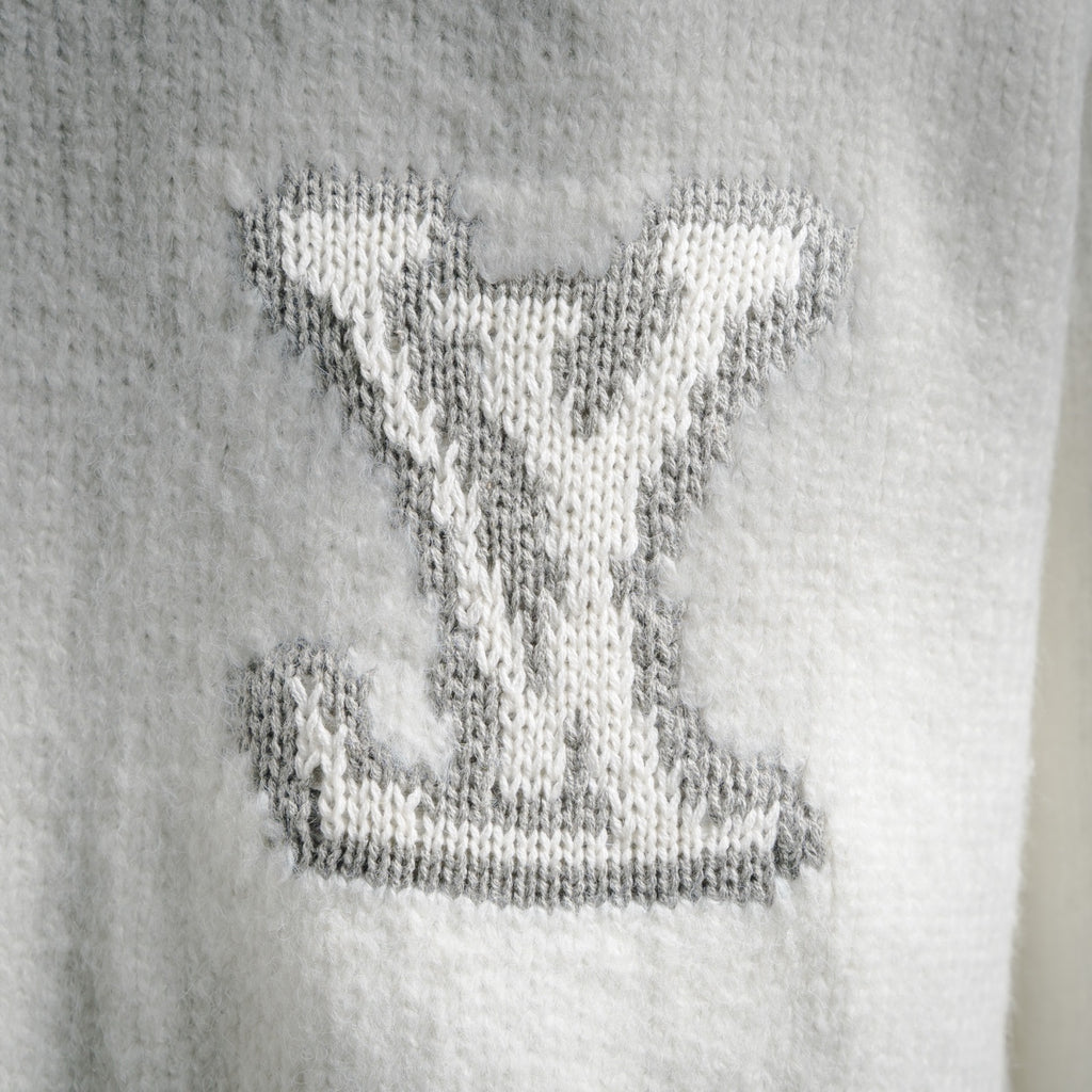 Louis 25fw embroidered sweater