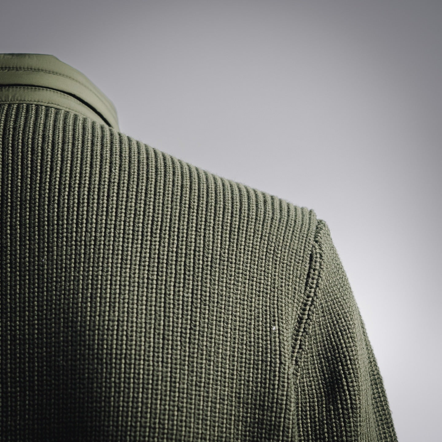 Mon 25fw down jacket