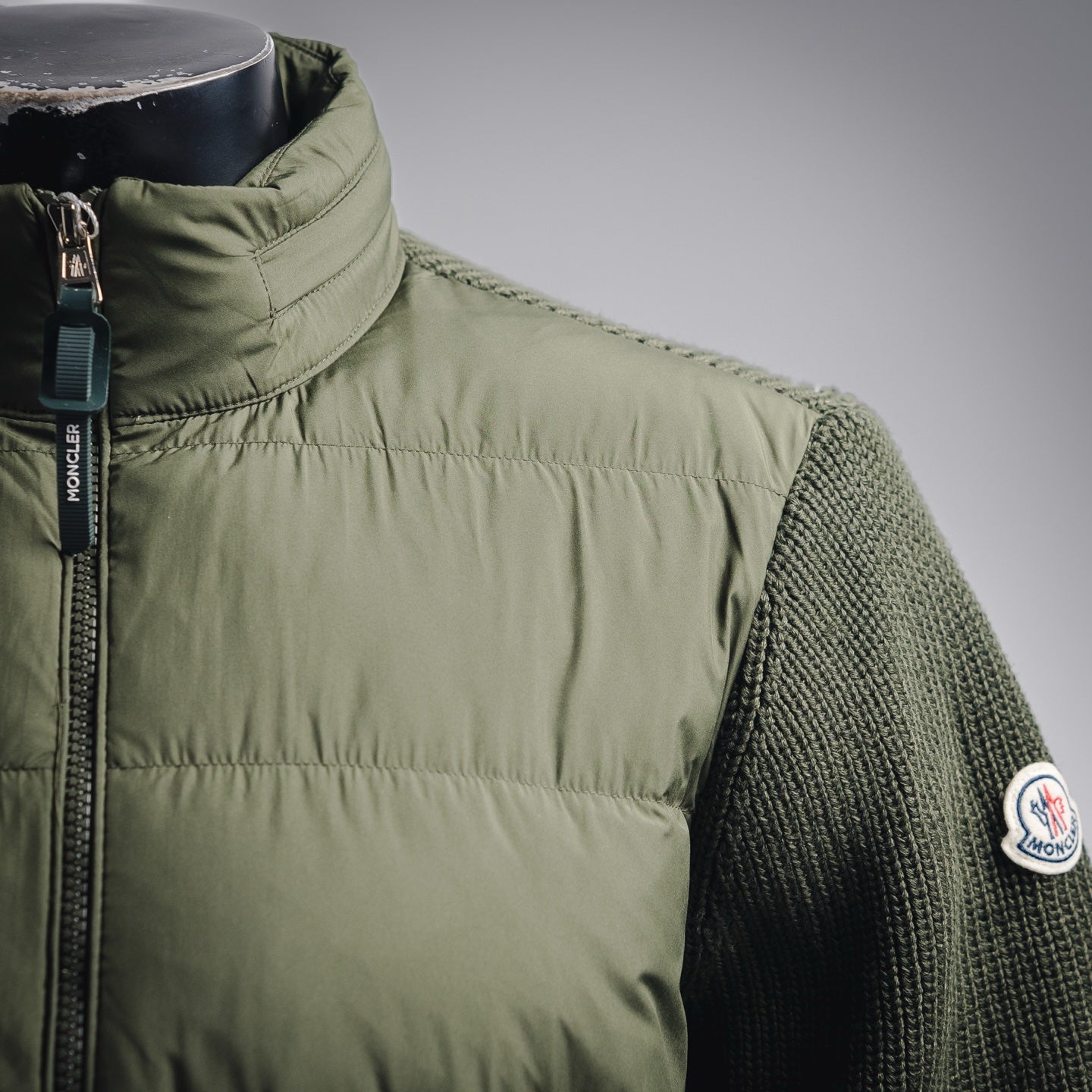 Mon 25fw down jacket