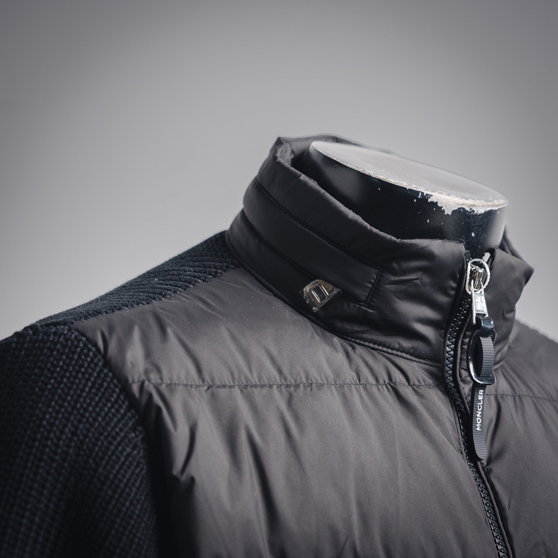 Mon 25fw down jacket