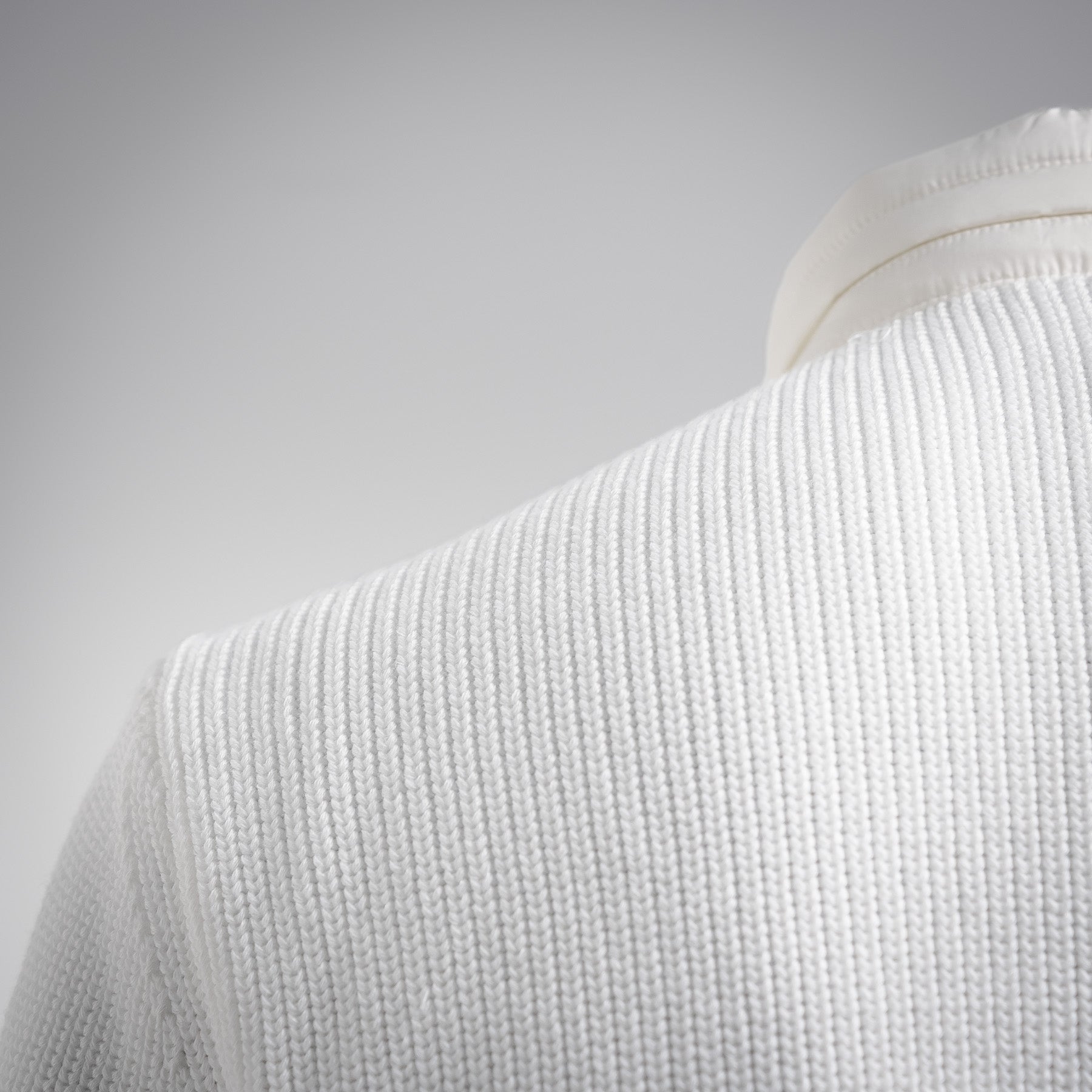 Mon 25fw down jacket