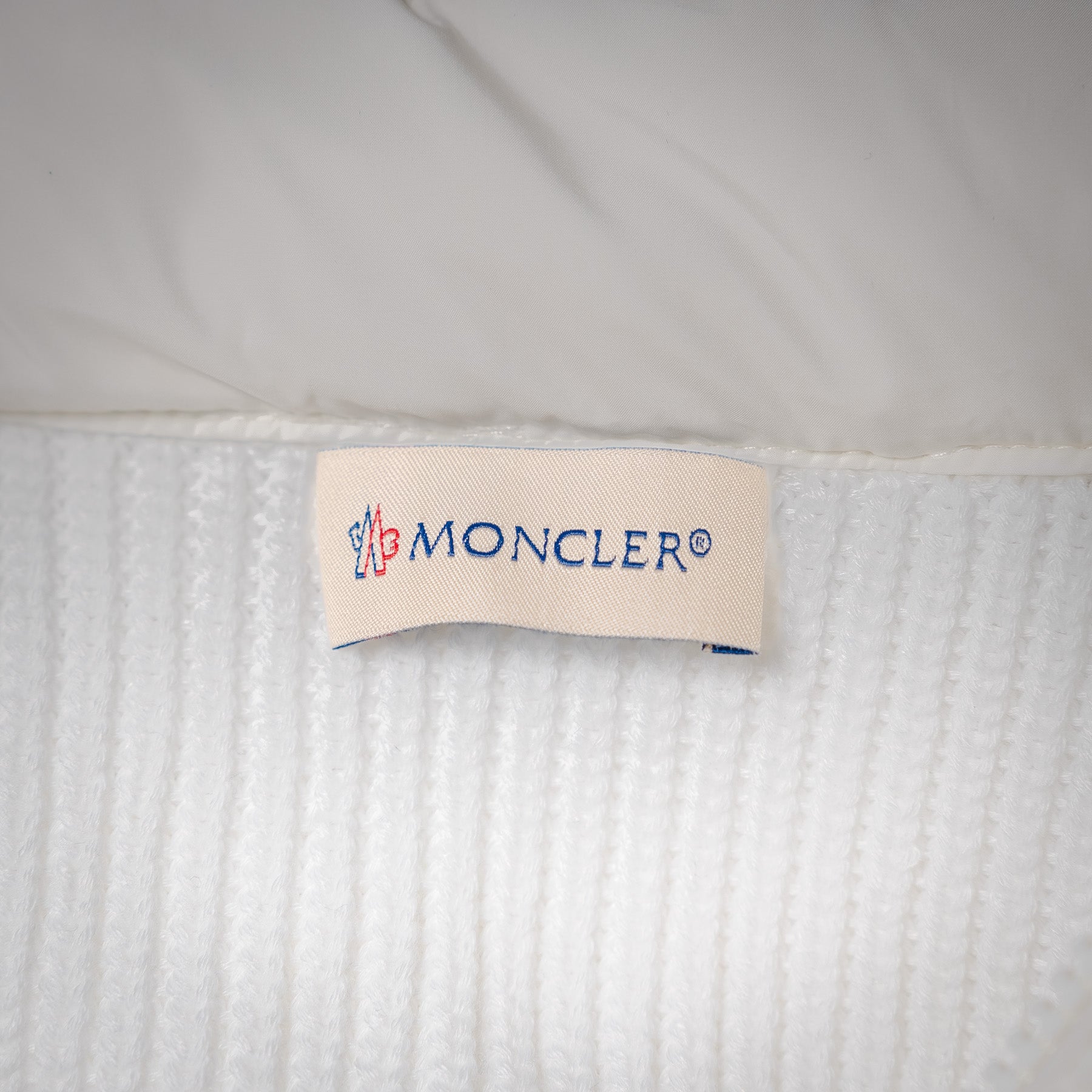 Mon 25fw down jacket