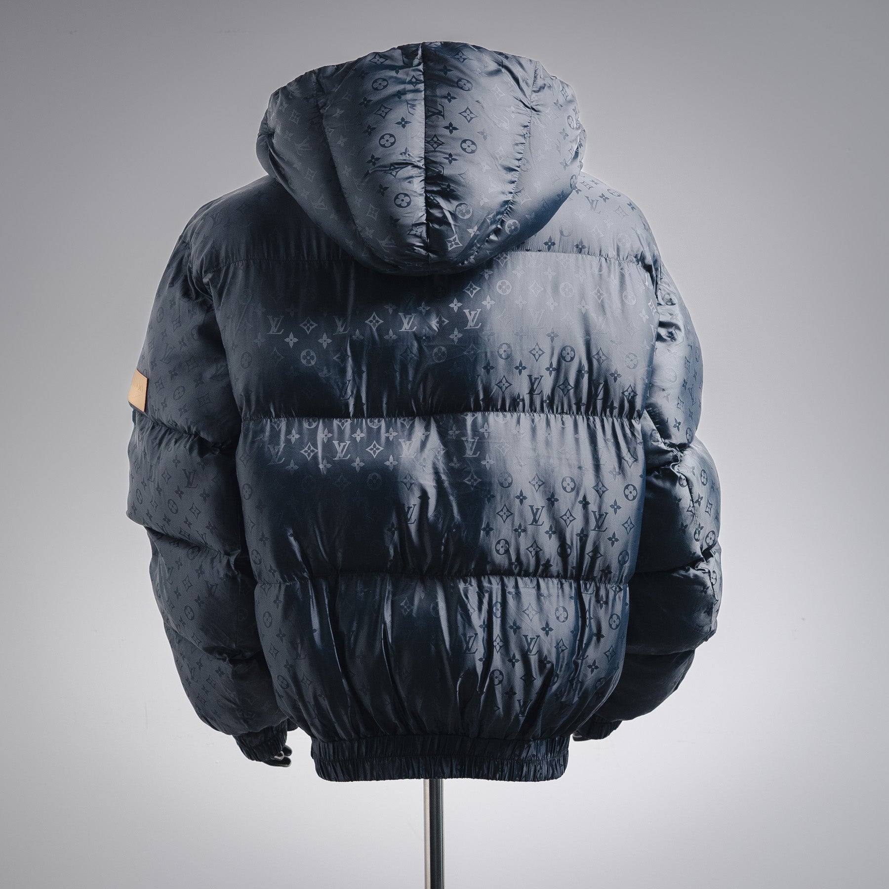 Louis 25fw down jacket