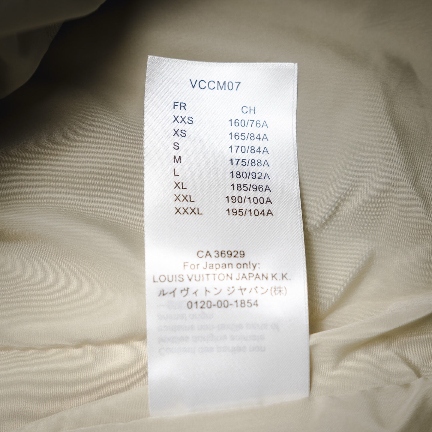 Louis 25fw down jacket