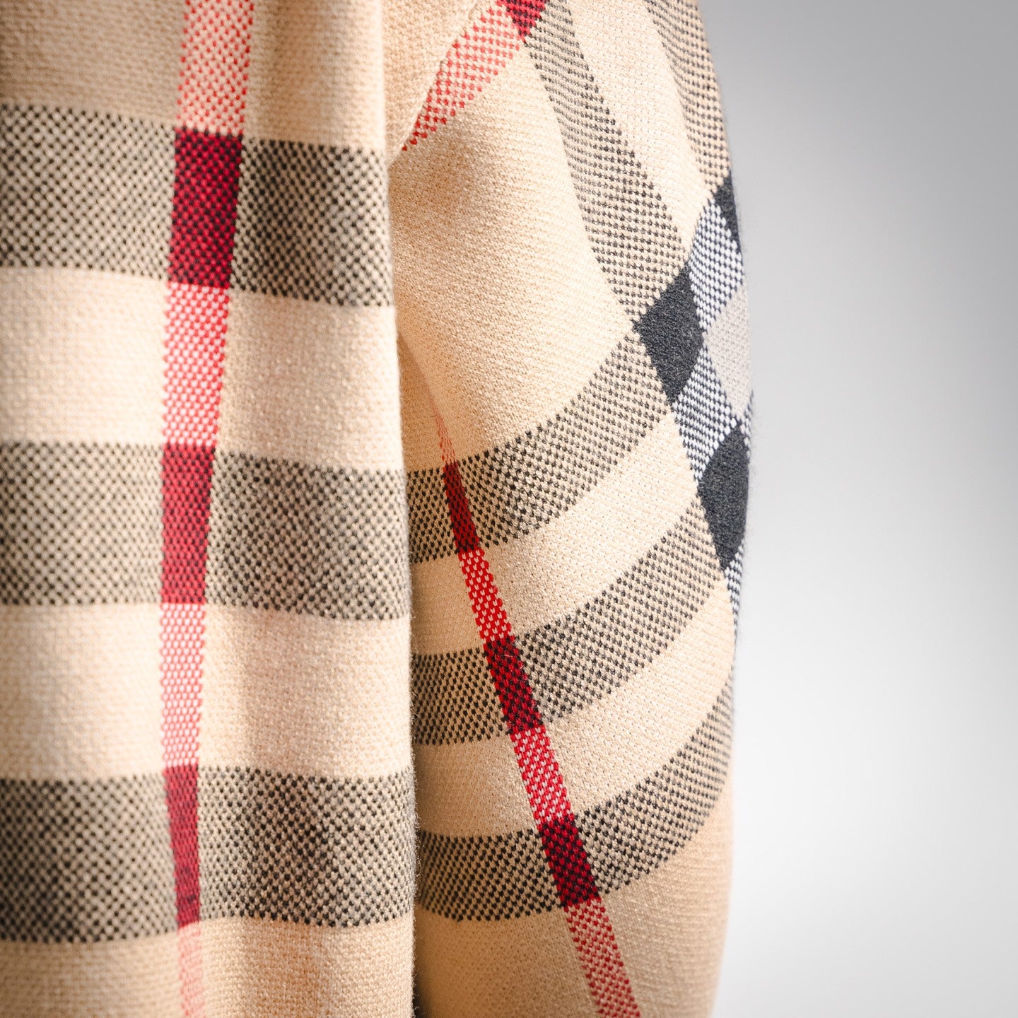 Burber 25fw jacquard cardigan