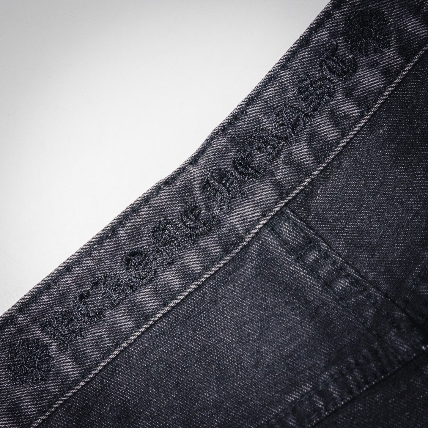 Chrome 25fw all-match jeans