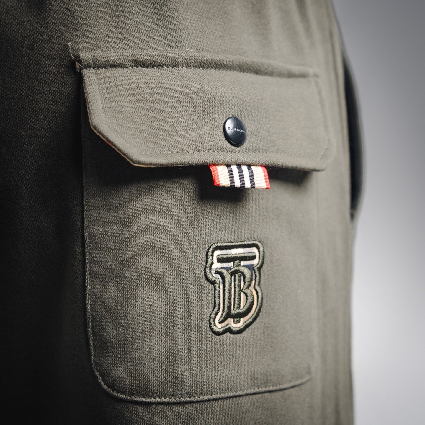 Burbery 25fw embroidered pants