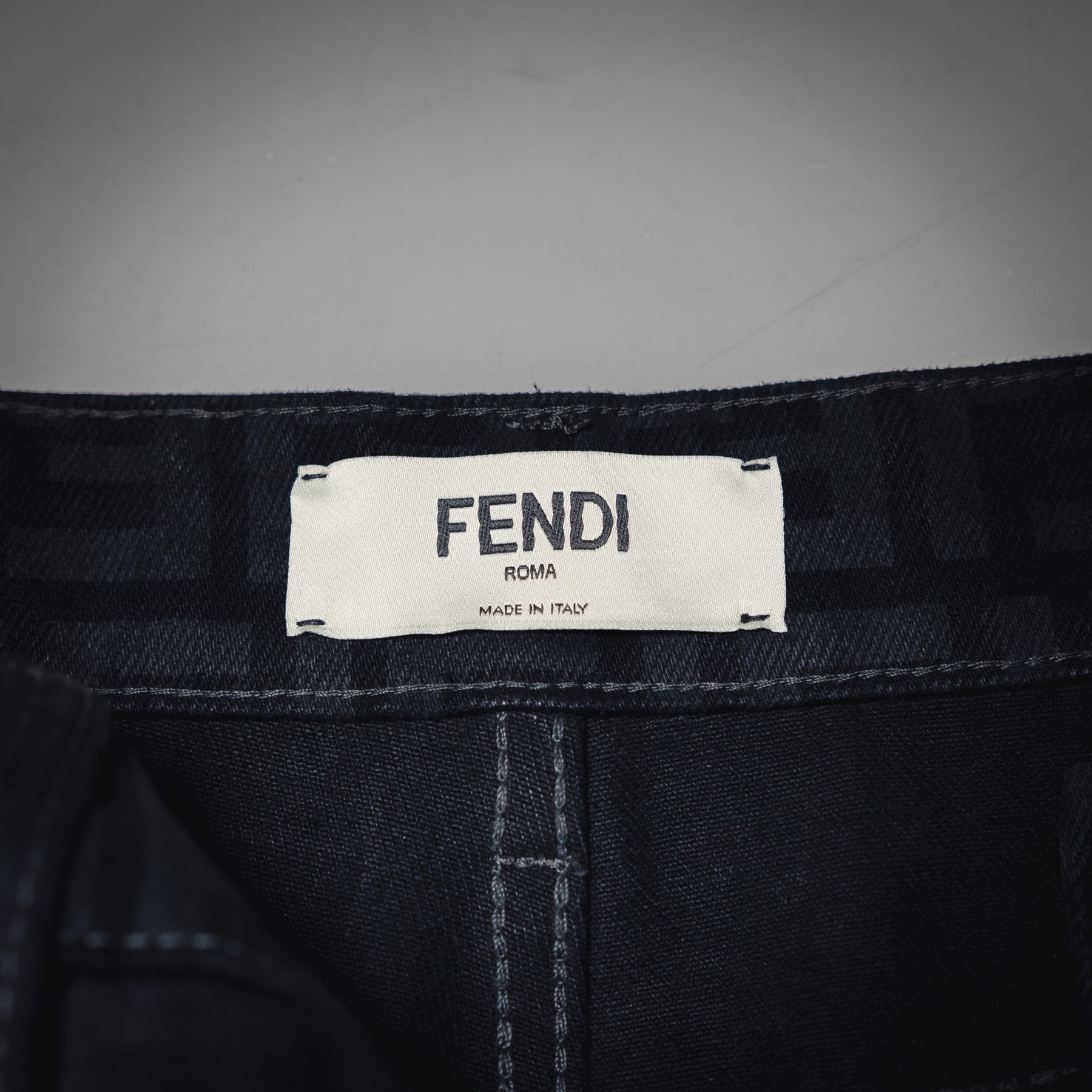 Fend 25fw leisure jeans