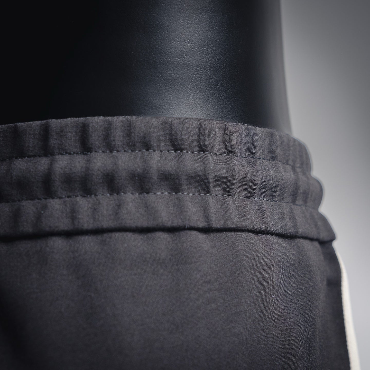 Mon 25fw splicing pants