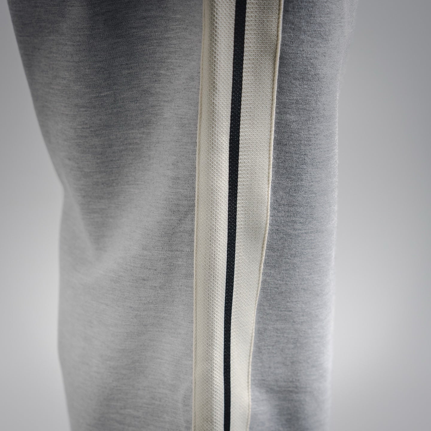 Mon 25fw splicing pants