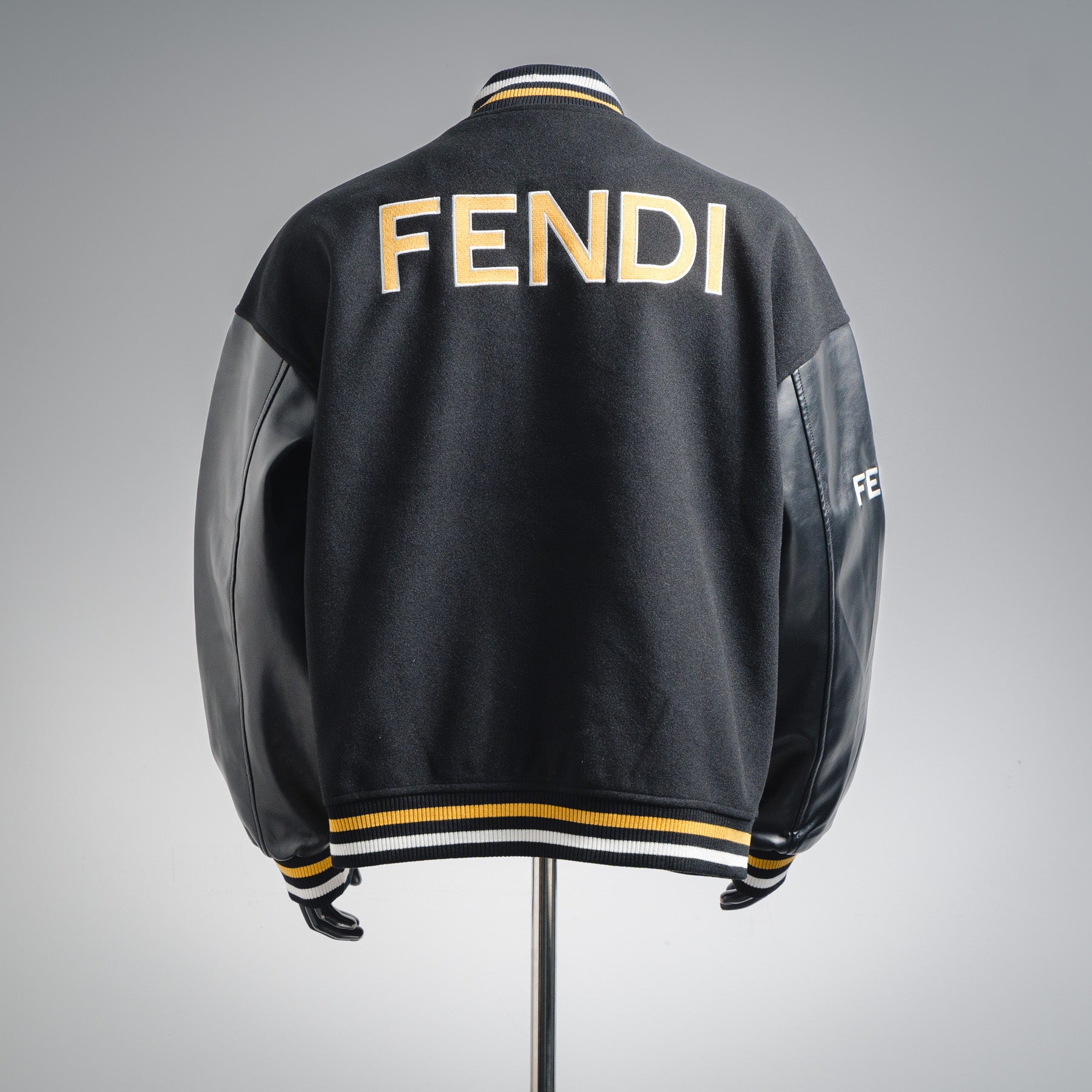 Fend 25fw all-match jacket